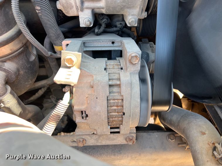 image for item DS3091 2008 International WorkStar 7400 digger derrick truck