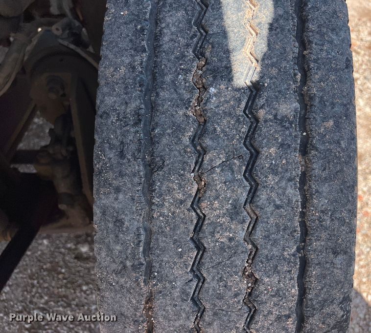 image for item DS3091 2008 International WorkStar 7400 digger derrick truck