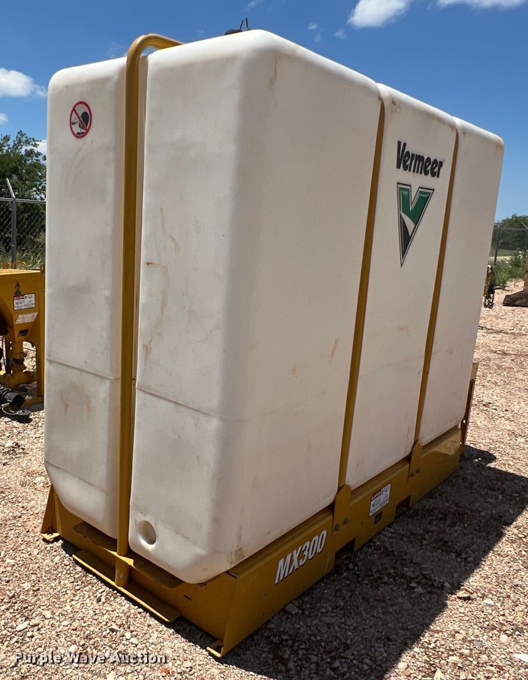 image for item DS3094 2019 Vermeer MX300 mud mixer