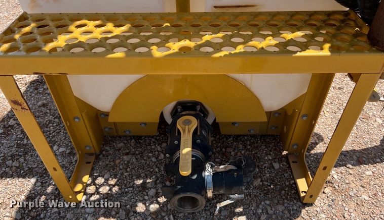 image for item DS3094 2019 Vermeer MX300 mud mixer