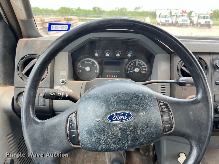 image for item DS3096 2012 Ford F750 water truck