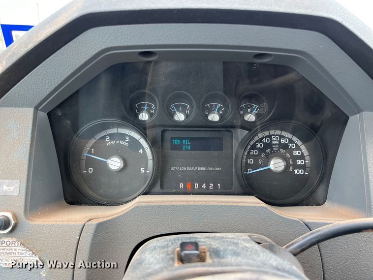 image for item DS3096 2012 Ford F750 water truck