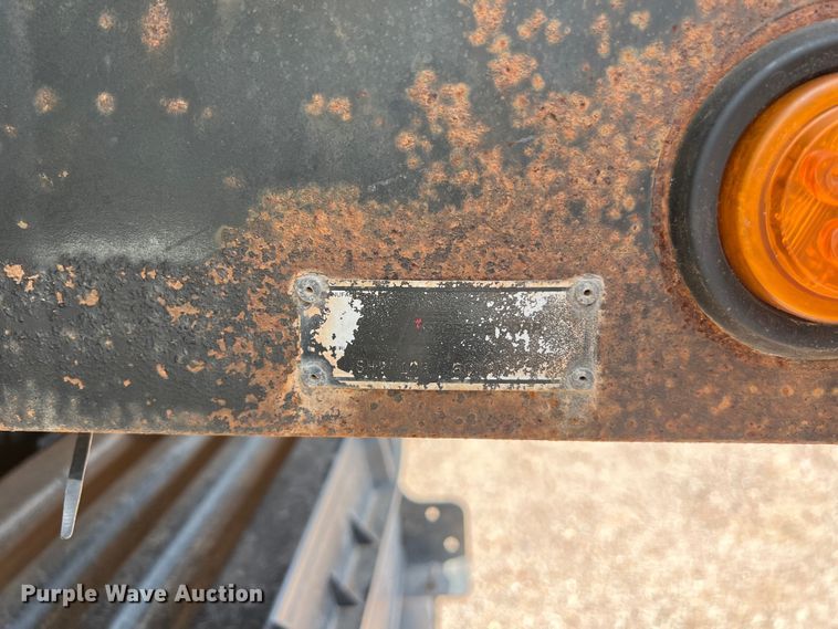 image for item DS3099 2007 International 4300 flatbed truck