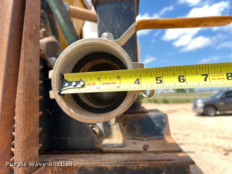 image for item DS3099 2007 International 4300 flatbed truck