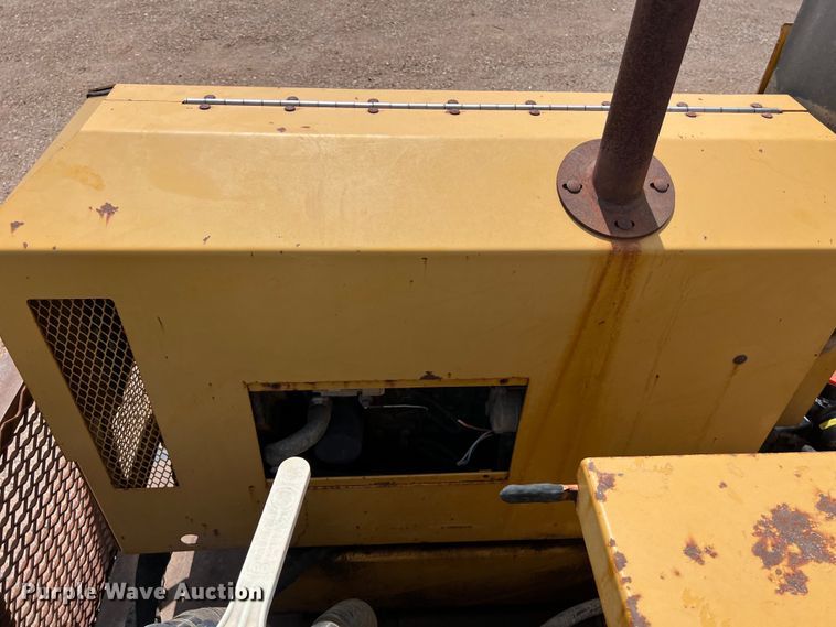 image for item DS3099 2007 International 4300 flatbed truck