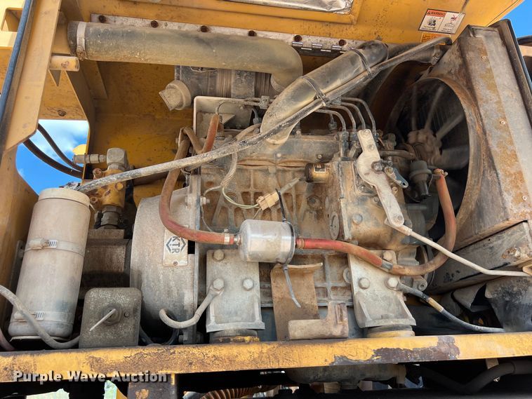 image for item DS3099 2007 International 4300 flatbed truck