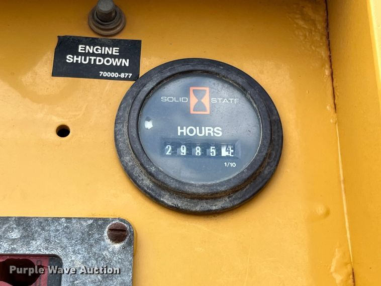 image for item DS3099 2007 International 4300 flatbed truck