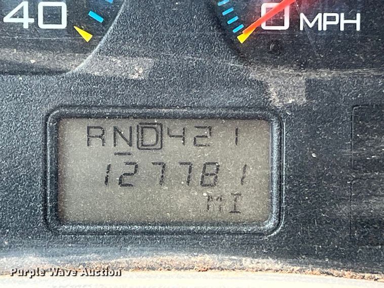 image for item DS3099 2007 International 4300 flatbed truck