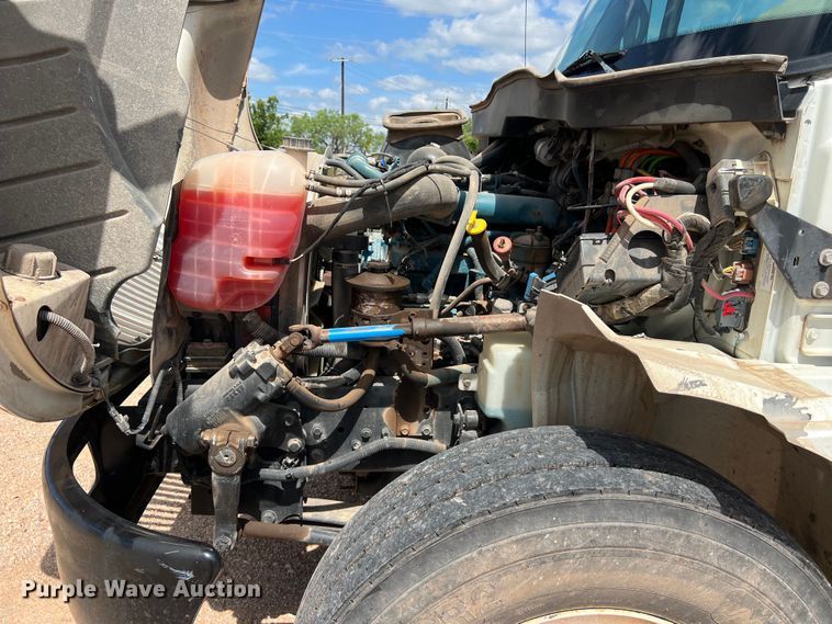 image for item DS3099 2007 International 4300 flatbed truck