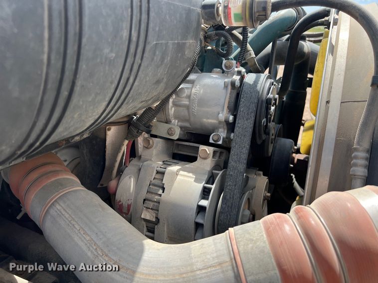 image for item DS3099 2007 International 4300 flatbed truck