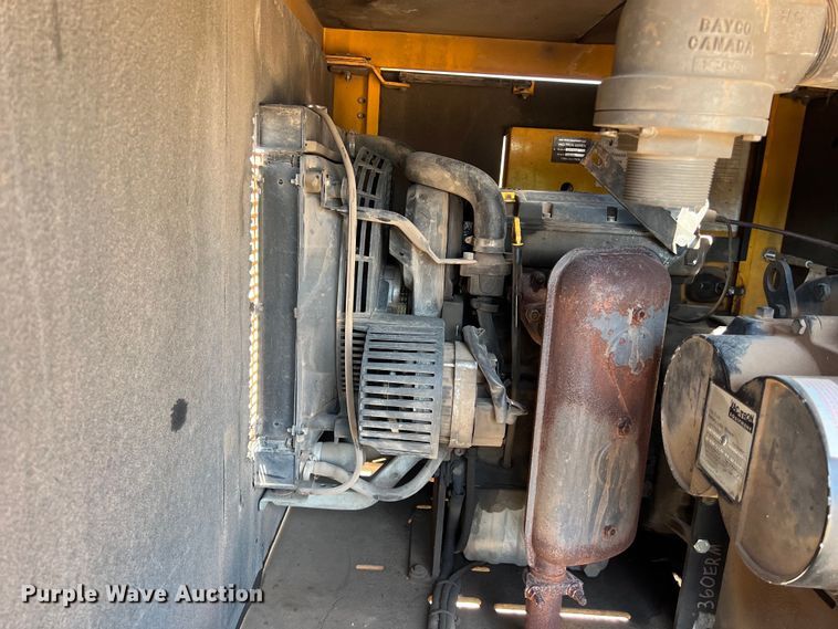 image for item DS3101 2019 Vermeer LP573XDT vacuum excavator