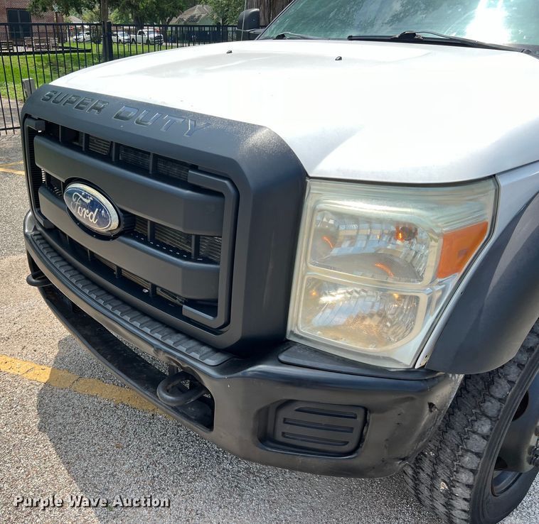 image for item DS3108 2011 Ford F550 Super Duty bucket truck