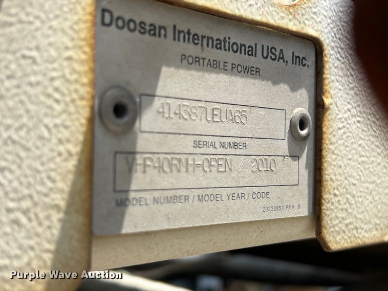 image for item DS3108 2011 Ford F550 Super Duty bucket truck