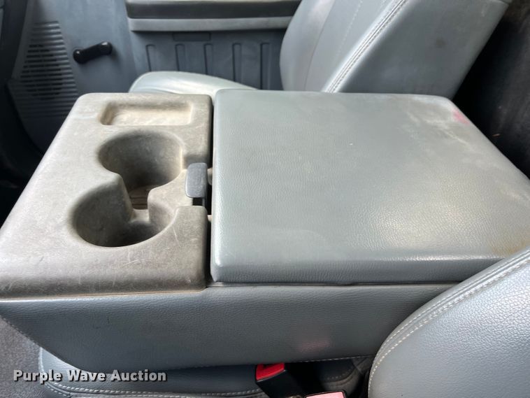 image for item DS3108 2011 Ford F550 Super Duty bucket truck