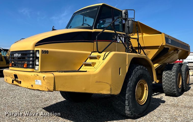 image for item DS4174 2005 Caterpillar 735 haul truck