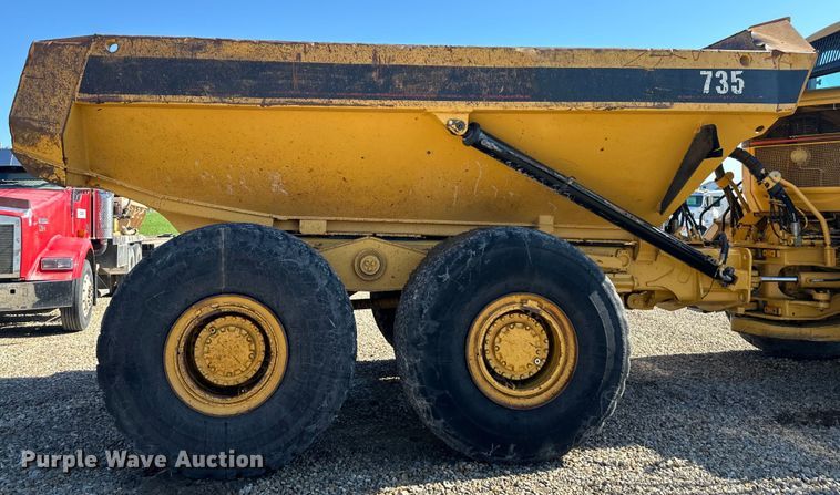 image for item DS4174 2005 Caterpillar 735 haul truck