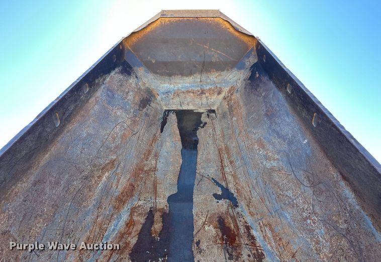 image for item DS4174 2005 Caterpillar 735 haul truck