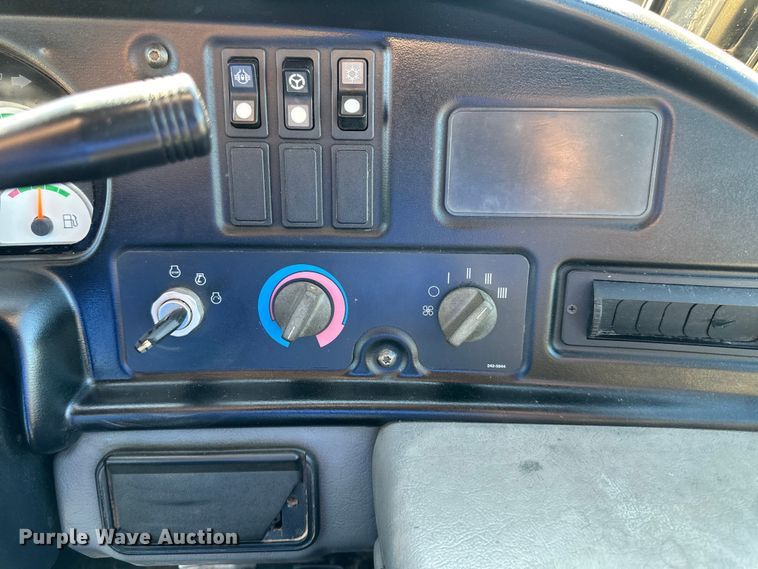 image for item DS4174 2005 Caterpillar 735 haul truck