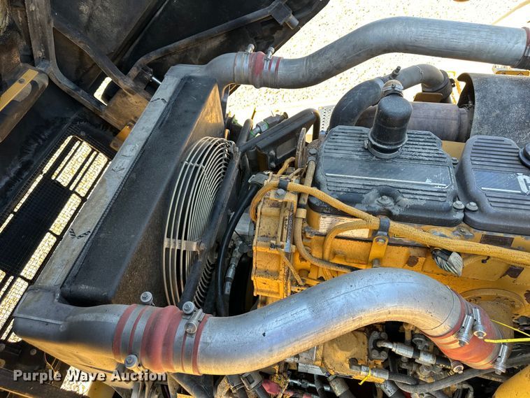 image for item DS4174 2005 Caterpillar 735 haul truck