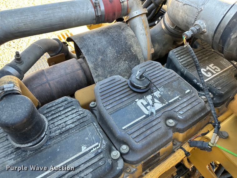 image for item DS4174 2005 Caterpillar 735 haul truck