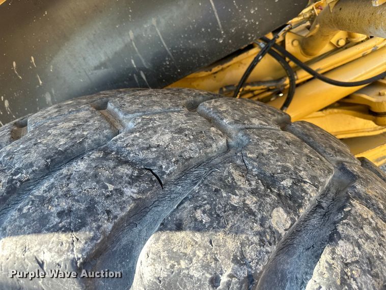 image for item DS4174 2005 Caterpillar 735 haul truck