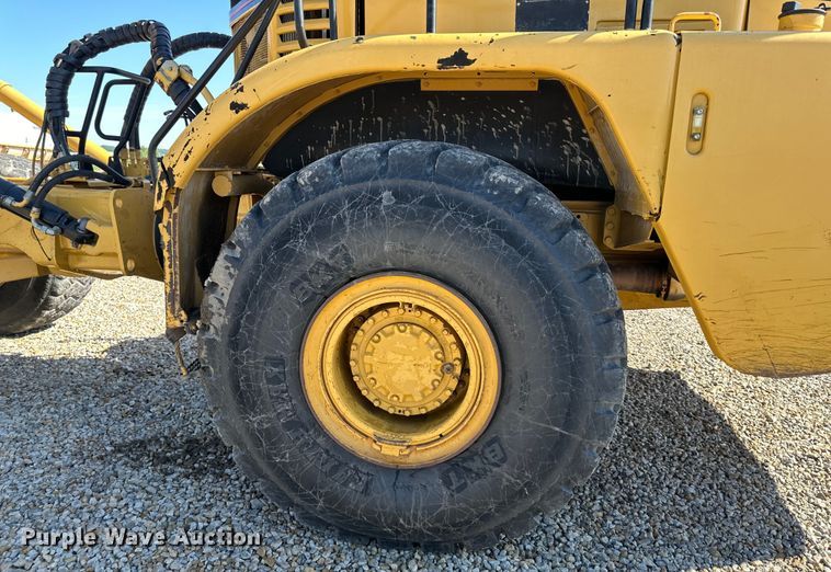 image for item DS4174 2005 Caterpillar 735 haul truck