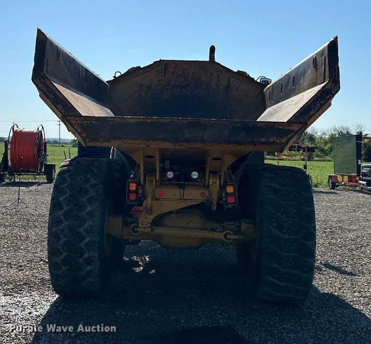 image for item DS4175 2015 Caterpillar 730C haul truck