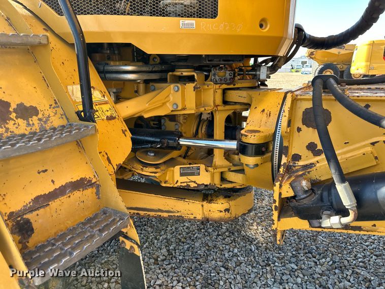 image for item DS4175 2015 Caterpillar 730C haul truck