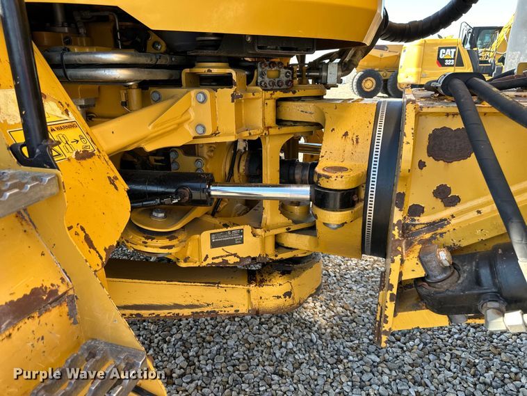 image for item DS4175 2015 Caterpillar 730C haul truck