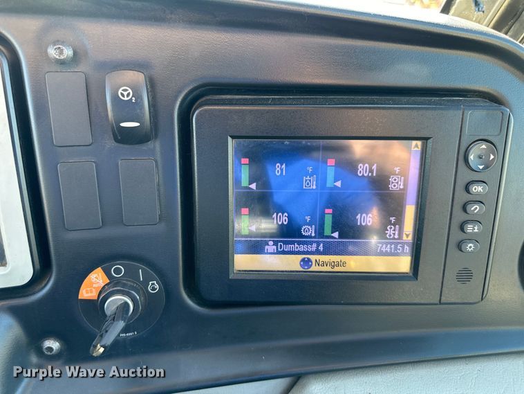 image for item DS4175 2015 Caterpillar 730C haul truck