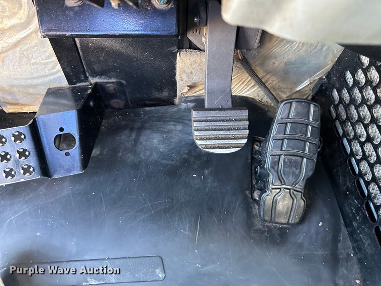 image for item DS4175 2015 Caterpillar 730C haul truck