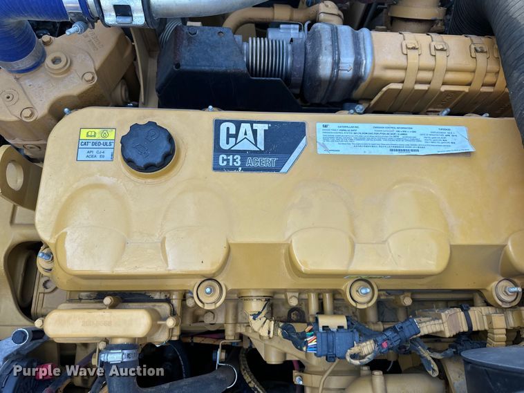 image for item DS4175 2015 Caterpillar 730C haul truck