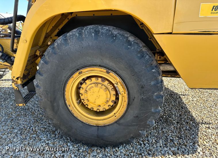 image for item DS4175 2015 Caterpillar 730C haul truck