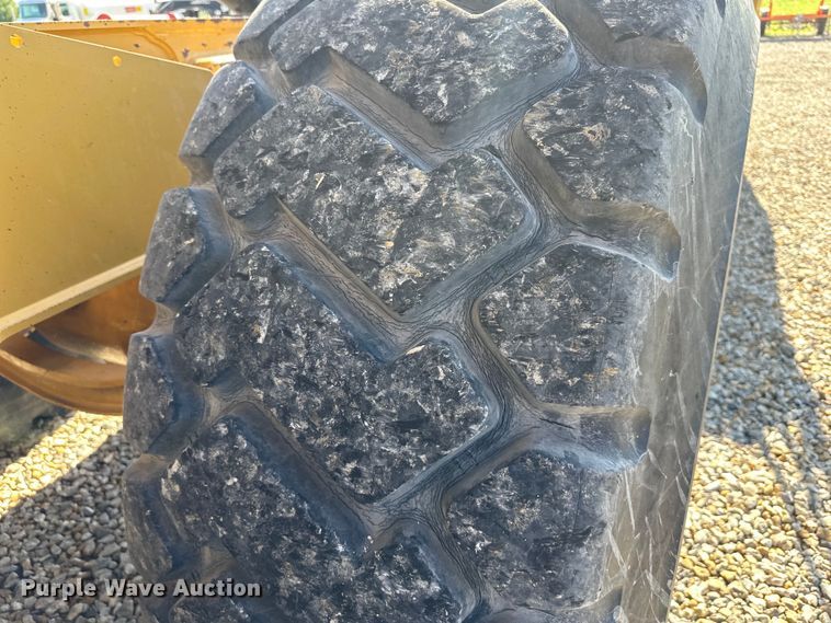 image for item DS4175 2015 Caterpillar 730C haul truck