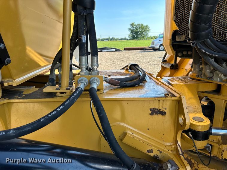 image for item DS4176 2016 Caterpillar 730C2 haul truck