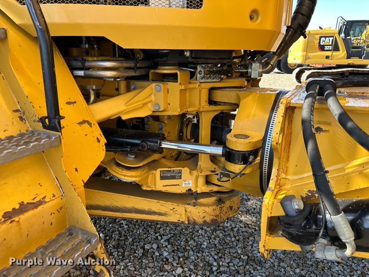 image for item DS4176 2016 Caterpillar 730C2 haul truck