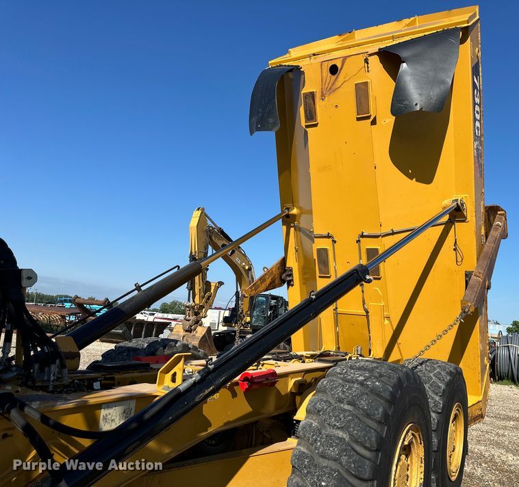 image for item DS4176 2016 Caterpillar 730C2 haul truck