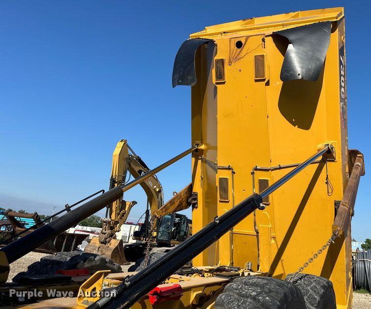 image for item DS4176 2016 Caterpillar 730C2 haul truck