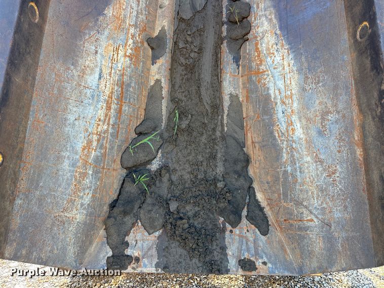 image for item DS4176 2016 Caterpillar 730C2 haul truck