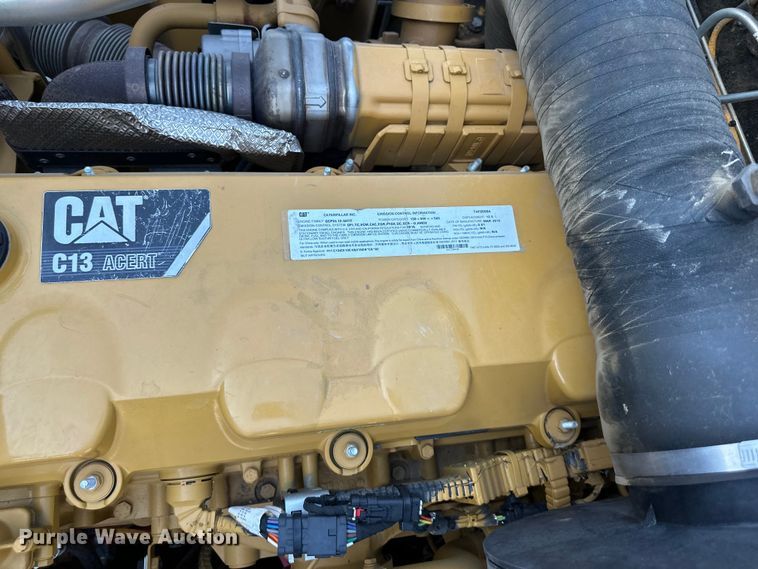 image for item DS4176 2016 Caterpillar 730C2 haul truck