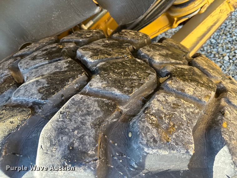 image for item DS4176 2016 Caterpillar 730C2 haul truck