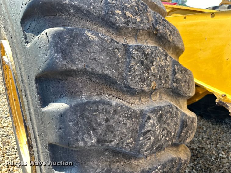 image for item DS4176 2016 Caterpillar 730C2 haul truck