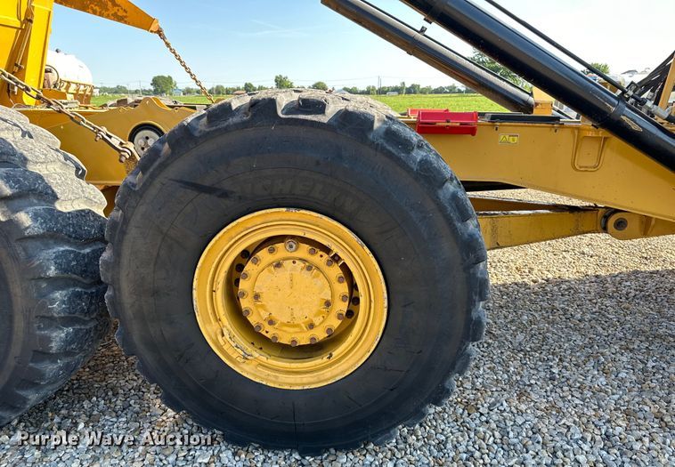 image for item DS4176 2016 Caterpillar 730C2 haul truck