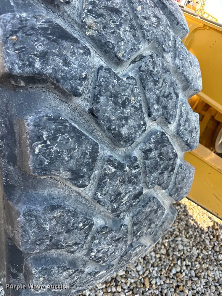 image for item DS4176 2016 Caterpillar 730C2 haul truck