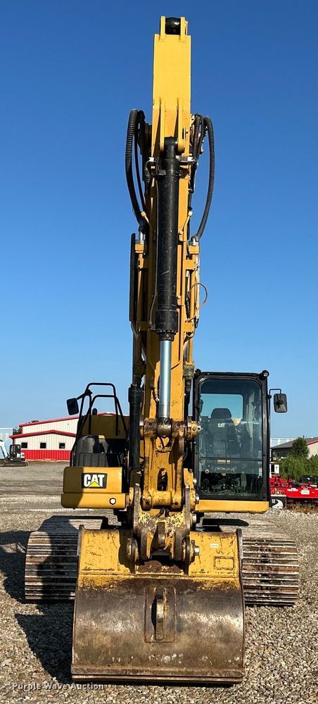 image for item DS4179 2018 Caterpillar  323 excavator