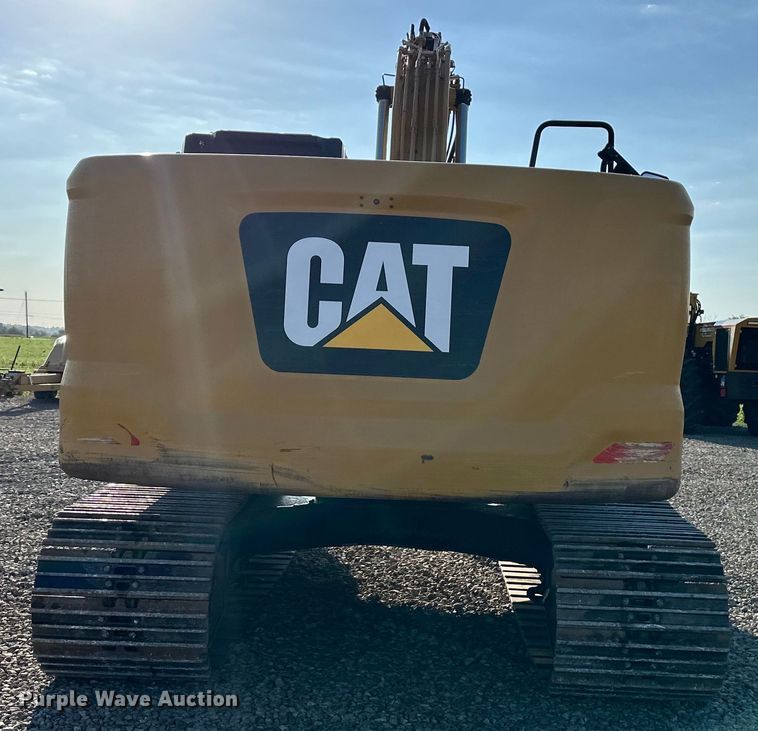 image for item DS4179 2018 Caterpillar  323 excavator