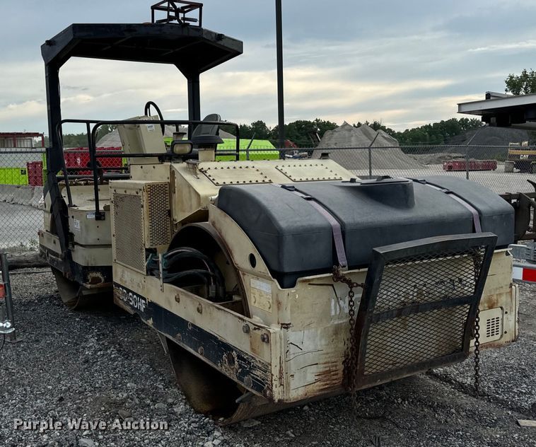 image for item DS5566 2000 Ingersoll Rand  DD 90HF  double drum vibratory roller