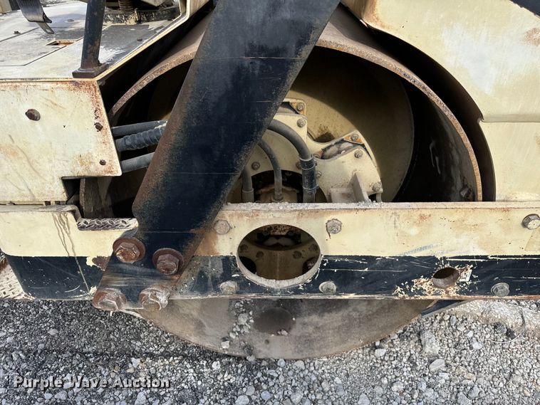 image for item DS5566 2000 Ingersoll Rand  DD 90HF  double drum vibratory roller