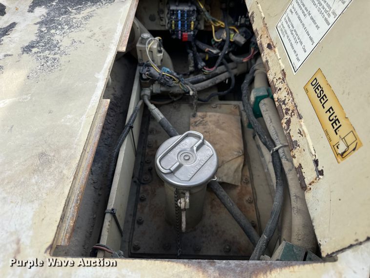 image for item DS5566 2000 Ingersoll Rand  DD 90HF  double drum vibratory roller