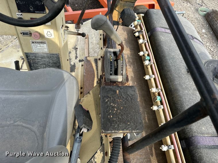 image for item DS5566 2000 Ingersoll Rand  DD 90HF  double drum vibratory roller